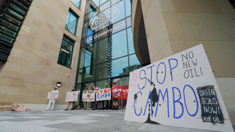 The Oil Machine explores our economic, historical and emotional entanglement with oil by lookingat the conflicting imperatives around North Sea oil.