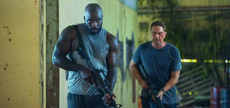 Plane is an action movie with Gerard Butler as the action hero.  And Butler does what he does well. 