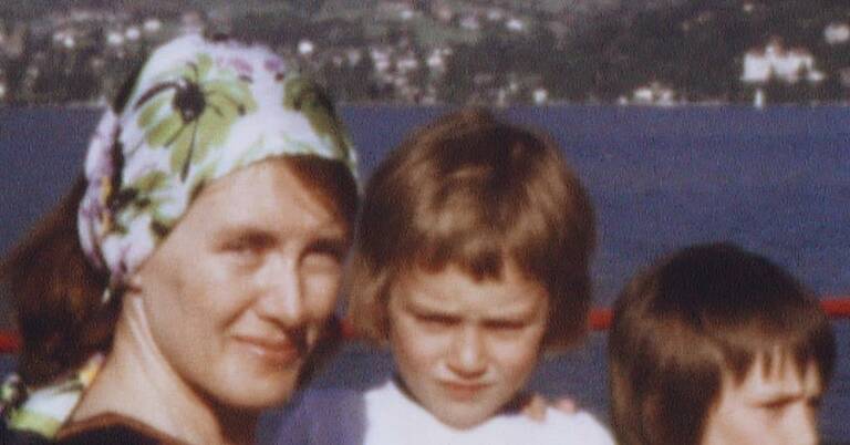 The Super 8 Years, directed by Annie Ernaux and David Ernaux-Briot, is a deeply personal archive documentary that weaves home-made Super 8 camera footage in and amongst family memories, media theory and global events.