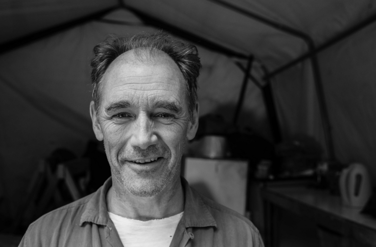 On the Edge is thrilled to announce that principle photography has wrapped on ‘Spirit of Place’, a scripted short film that is set in and amongst wetland environments starring Academy Award®-winning actor Mark Rylance (Bridge of Spies, Dunkirk).