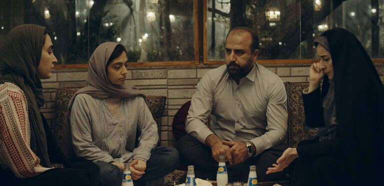 The story follows Iman (Missagh Zareh), a man whose ambition blinds him to the dangers of the path he is taking. On the verge of becoming an investigating judge in Tehran, he sees his appointment as a step toward prestige and security for his family.
