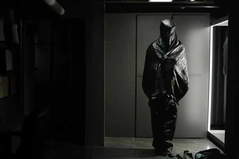 David Cronenberg’s new film is his best work this century. It is quietly thrilling and an immaculate piece of world building.