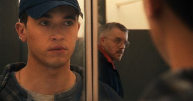 At his mother’s New Year’s Eve party, Lucas (Tom Blyth), a young police officer, misplaces a letter that should never have seen the light of day.