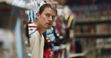 Based on an unbelievable true story, Roofman follows Jeffrey Manchester (Channing Tatum), a former Army Ranger and struggling father who turns to robbing McDonald’s restaurants