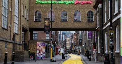 All roads lead to The Wizard! London’s iconic Brick Lane has had a WICKED: FOR GOOD makeover, officially becoming “Yellow Brick Lane”