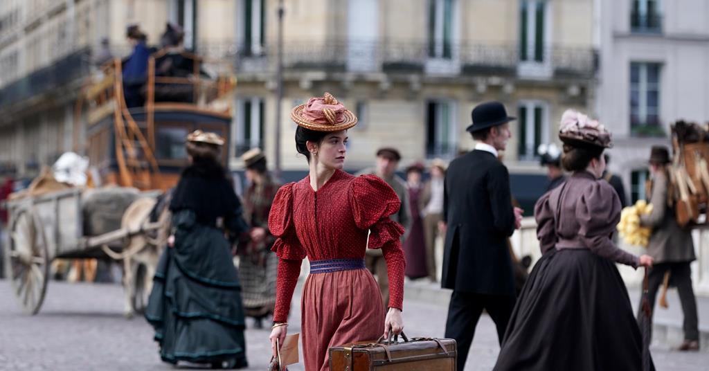 The contrasts and also the similarities between life and attitudes in the two eras is an ongoing thread of the film.